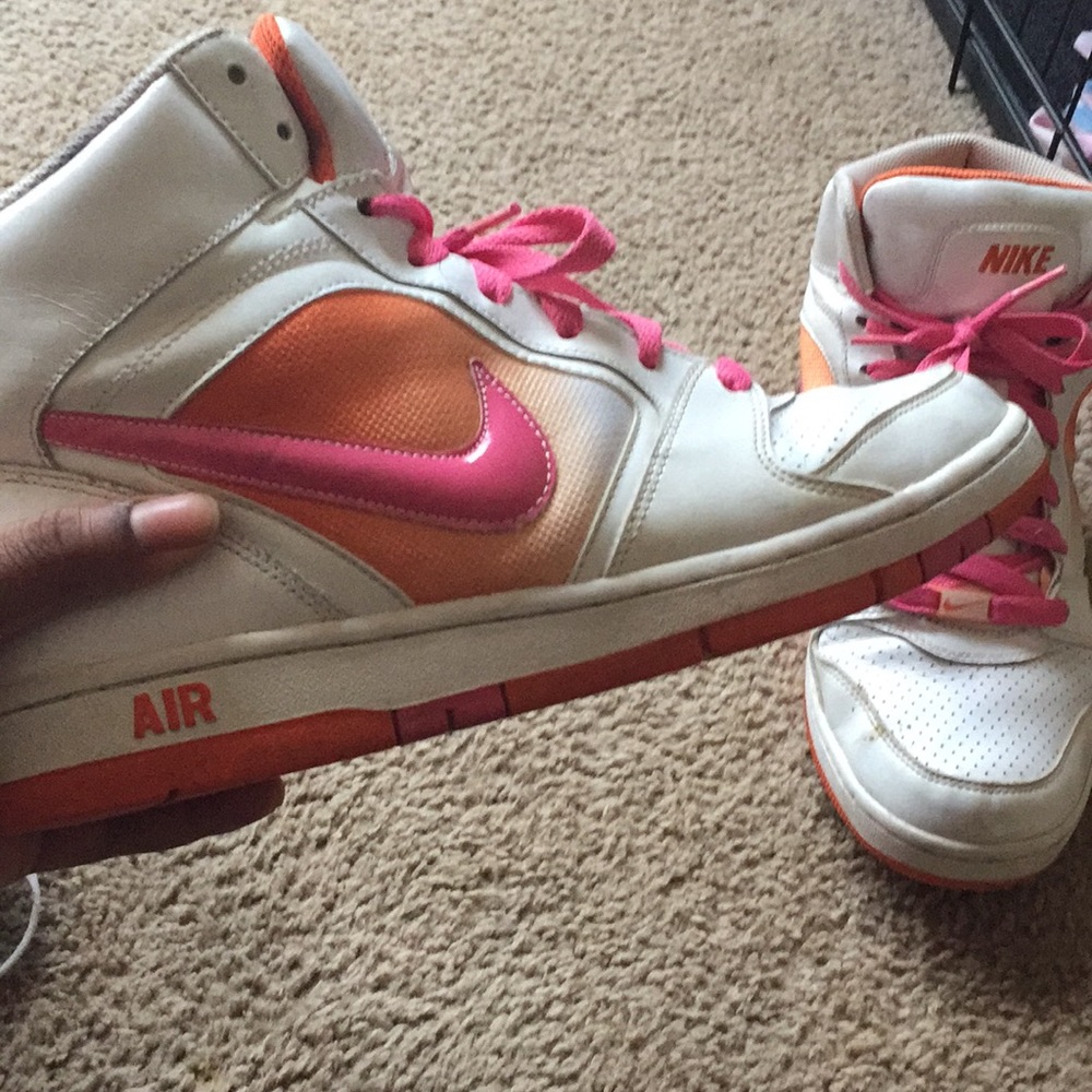 Shoes - Picture 2 of 2